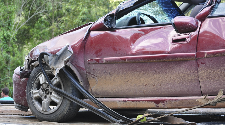 Accidente de tráfico con camión o vehículo industrial: qué cambia